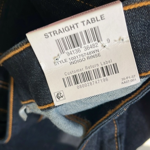 Style & Co. Women High-Rise Straight Leg Jeans Size 22W; 42” L Gold stitching. - Picture 7 of 9